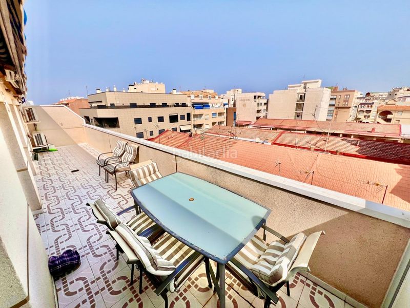 Foto 0cc79ba2-5bd7-4107-850f-eac92602c606. Àtic amb aparcament a Gaspar Perelló Torrevieja