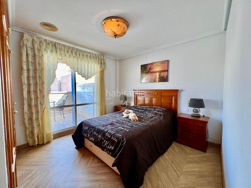 Foto b1b2eb0f-c4c8-4db8-bdaa-f4c5378fb68d. Àtic amb aparcament a Gaspar Perelló Torrevieja