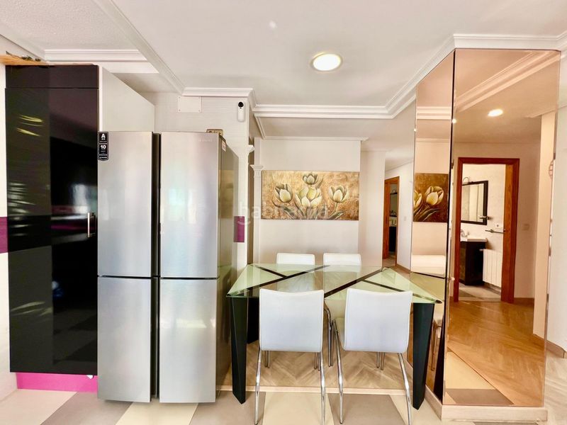 Foto b8fee4f5-5820-4c70-ad78-3eb48b7c4bbb. Àtic amb aparcament a Gaspar Perelló Torrevieja