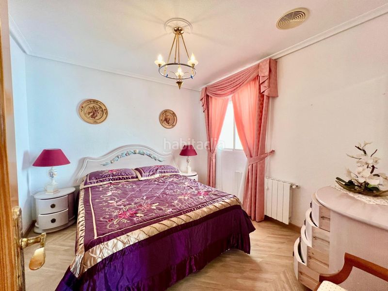 Foto c3473d73-953b-4d33-be4d-cfaa3f80f5e6. Àtic amb aparcament a Gaspar Perelló Torrevieja