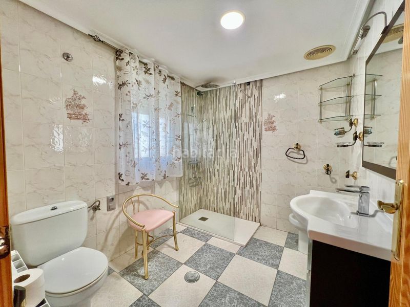 Foto de1029ca-f1f9-4ab9-aabe-8e908bc9f56d. Àtic amb aparcament a Gaspar Perelló Torrevieja