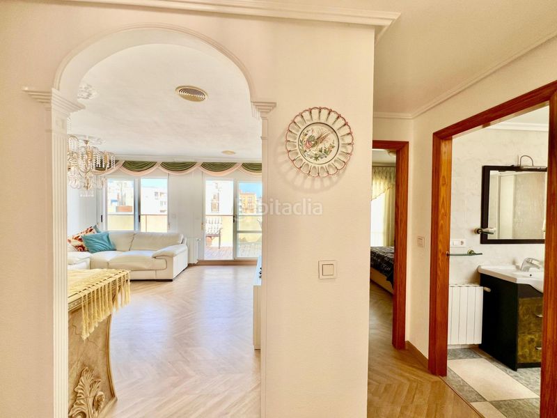 Foto f34a31b1-7af7-45b3-8c79-231dea124f0f. Àtic amb aparcament a Gaspar Perelló Torrevieja