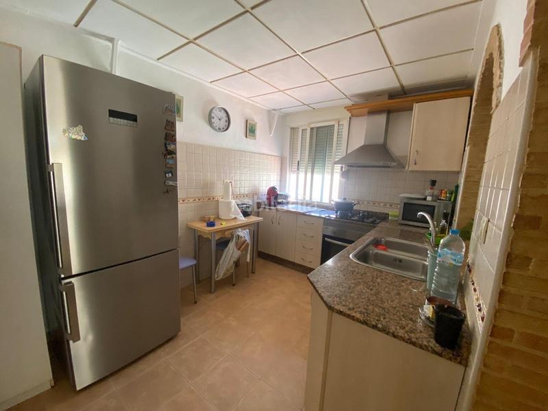 Foto 9079074d-1b8f-40fb-b0e8-7e51197523d6. Casa adossada a Playa de los Náufragos Torrevieja