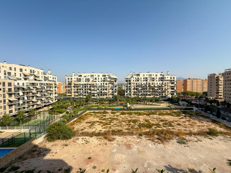 Foto 3920dfd6-1ef6-46e2-9c41-51e4f136e4f2. Piso  de lujo de obra nueva a estrenar en el edificio tridente!!! en Alicante