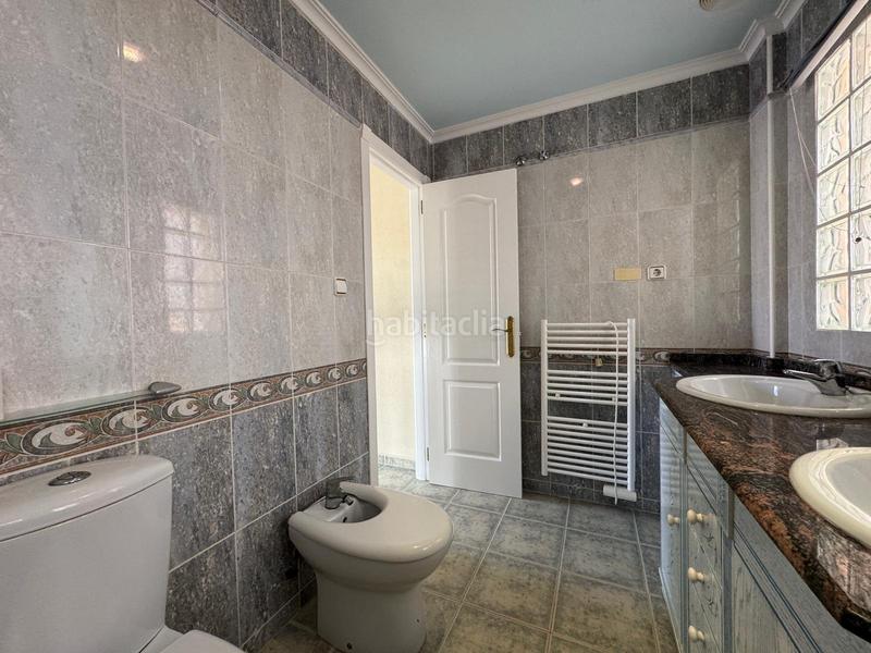 Foto 0abc4b83-8291-4841-ba4c-e44891465fd7. Maison jumelée avec parking piscine dans El Moncayo - El Pòrtic Guardamar del Segura