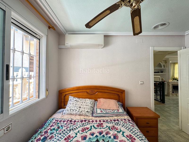 Foto 5aafe988-4da8-40ed-a1b1-272e5e18ef57. Maison jumelée avec parking piscine dans El Moncayo - El Pòrtic Guardamar del Segura