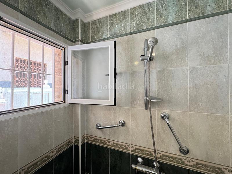 Foto aaf4ec34-eb88-4beb-85f4-e44b76af130c. Maison jumelée avec parking piscine dans El Moncayo - El Pòrtic Guardamar del Segura