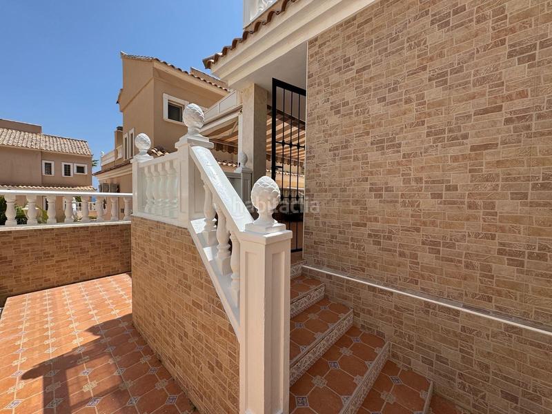 Foto b931040f-20aa-4ff7-a887-19b3dccb0358. Maison jumelée avec parking piscine dans El Moncayo - El Pòrtic Guardamar del Segura