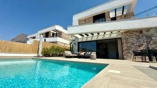 Chalet  Calle xeraco de. Villa de lujo con magnificas vistas en finestrat