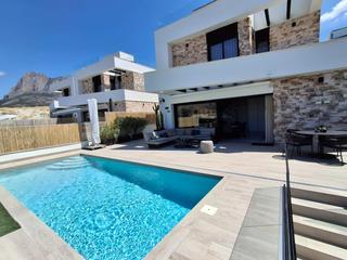 Chalet  Calle xeraco de. Villa de lujo con magnificas vistas en finestrat