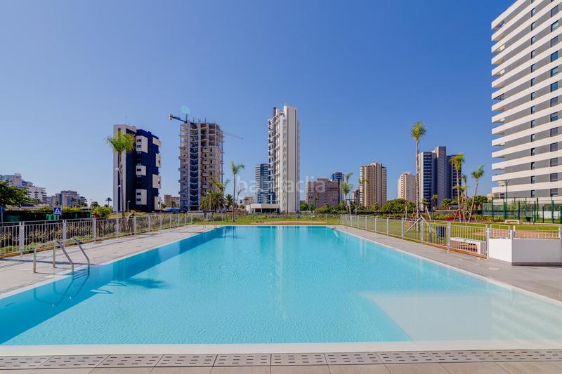 Foto 121aa6bb-b5be-47fd-a897-2c355b5f6dd8. Apartamento en avenida de rumanía 24 espectacular nuevo gran apartamento con vistas al mar y a las montañas e en Calp