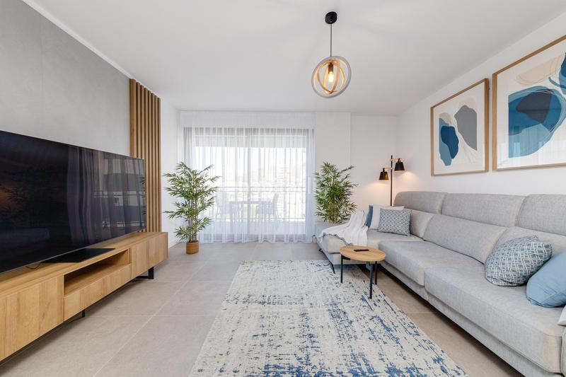 Foto d1ecc5b0-163b-4f70-a997-7065f7e2c5b8. Apartamento en avenida de rumanía 24 espectacular nuevo gran apartamento con vistas al mar y a las montañas e en Calp