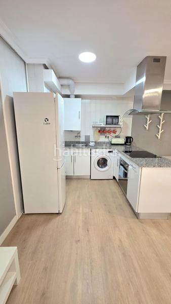 Foto 4685691e-a2aa-4b84-b207-f422a9194deb. Apartamento inversión perfecta playa, reformada, amueblada y con licencia turística en Gijón