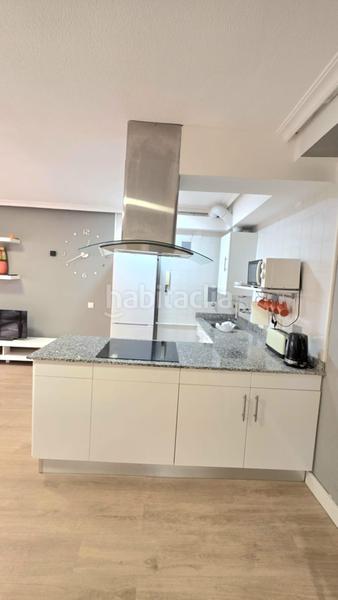Foto 848686d4-a4bd-47d2-b1ac-a87c632cee91. Apartamento inversión perfecta playa, reformada, amueblada y con licencia turística en Gijón