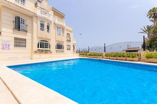 Appartement à Zona los Frutales. Apartamento reformado en primera línea de playa los locos  torre