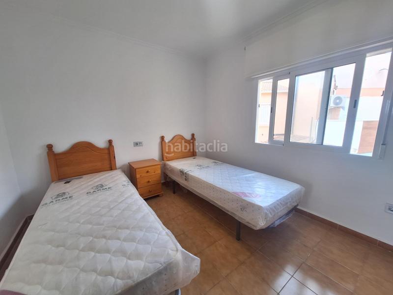 Foto 4222804f-00c3-4bca-b88e-7ae013c3392d. Alquiler casa dúplex con terraza y solárium en Aguas Nuevas Torrevieja