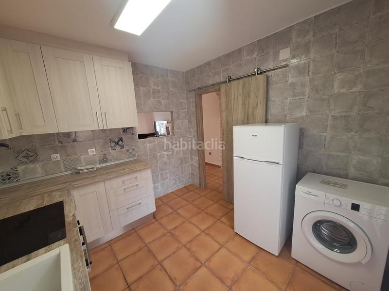 Foto 87d66b56-6022-42c6-b2bf-47911c90f921. Alquiler casa dúplex con terraza y solárium en Aguas Nuevas Torrevieja