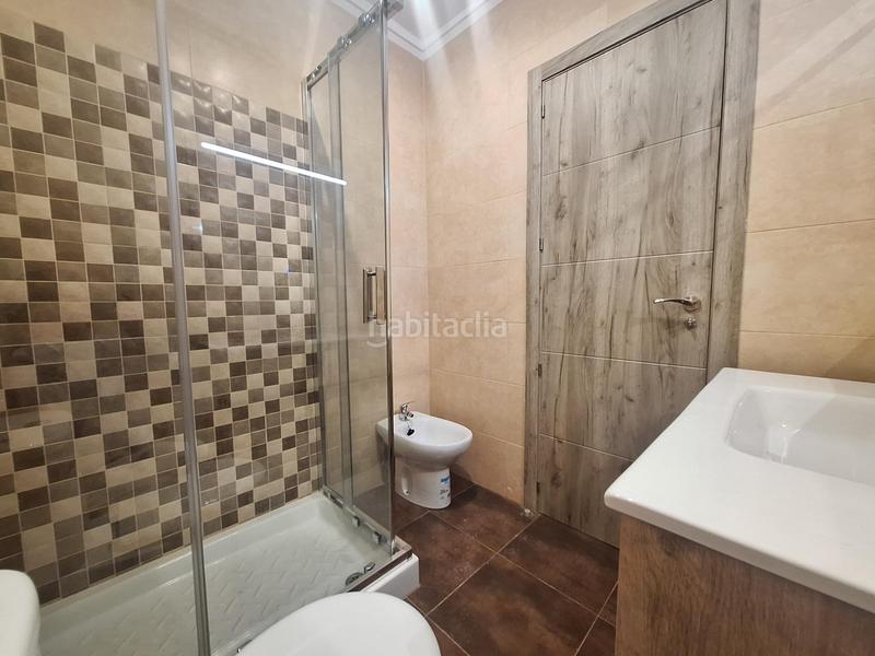 Foto acb510f7-0ba8-4e25-a5c2-8c8d7ded0d7d. Alquiler casa dúplex con terraza y solárium en Aguas Nuevas Torrevieja