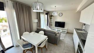 Location Appartement  Avenida del pintor gastón castelló. Se alquila luminoso y acogedor piso de 2 habitaciones cerca del