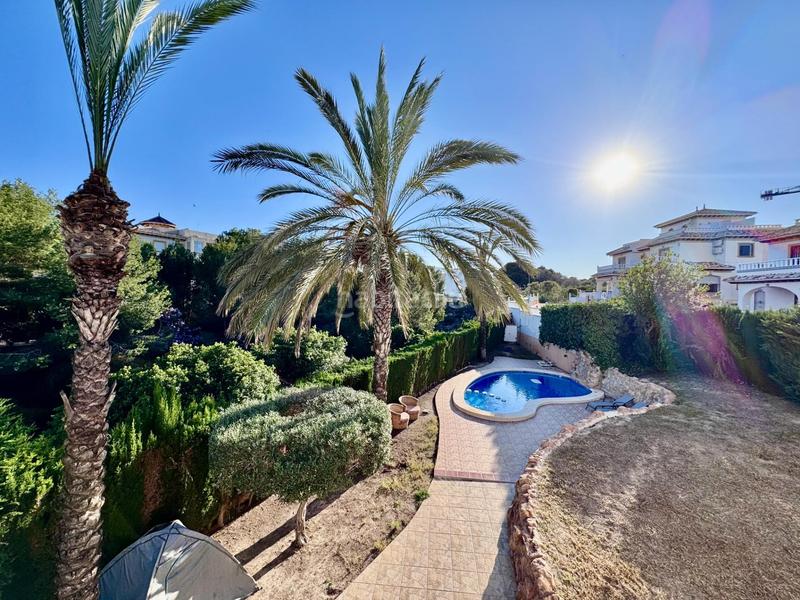 Foto 9d0fead5-8388-4d14-b1c3-bb1604a60ae3. Chalet impresionante villa costa con piscina privada en Orihuela