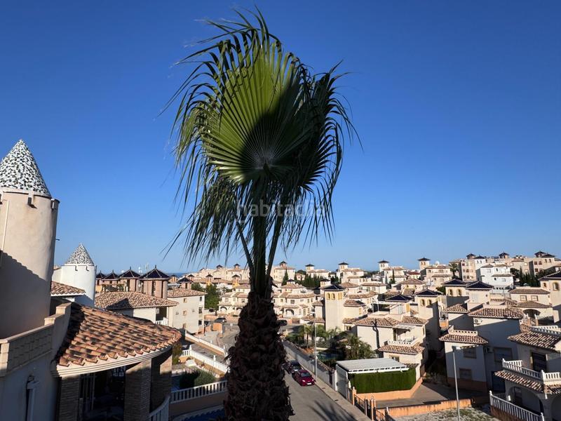 Foto b9930788-d6c8-4619-a12c-49516ada198d. Chalet impresionante villa costa con piscina privada en Orihuela