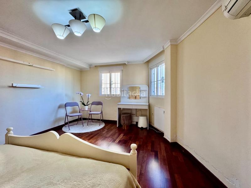 Foto d0f2361a-7920-44e0-835c-3c096b33de95. Chalet impresionante villa costa con piscina privada en Orihuela