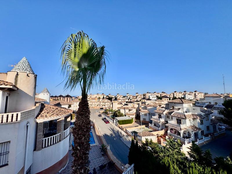 Foto d442061b-c8df-4251-91d1-b51d893d4397. Chalet impresionante villa costa con piscina privada en Orihuela