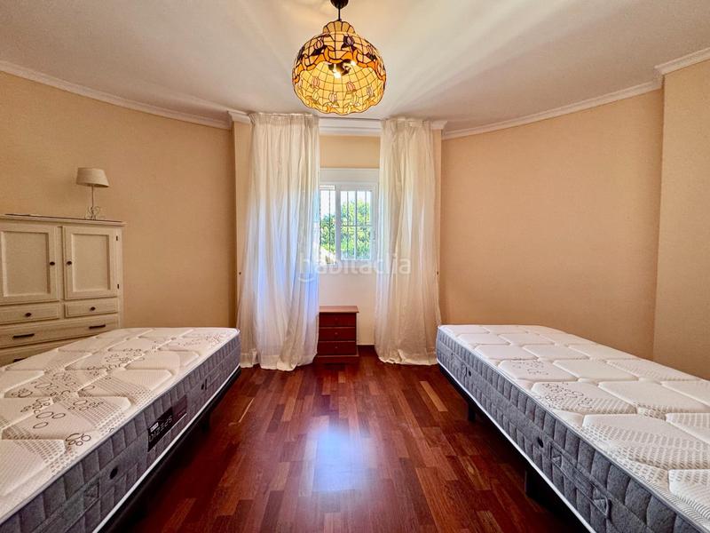 Foto d70a098f-e625-492c-9499-9616cd203f43. Chalet impresionante villa costa con piscina privada en Orihuela