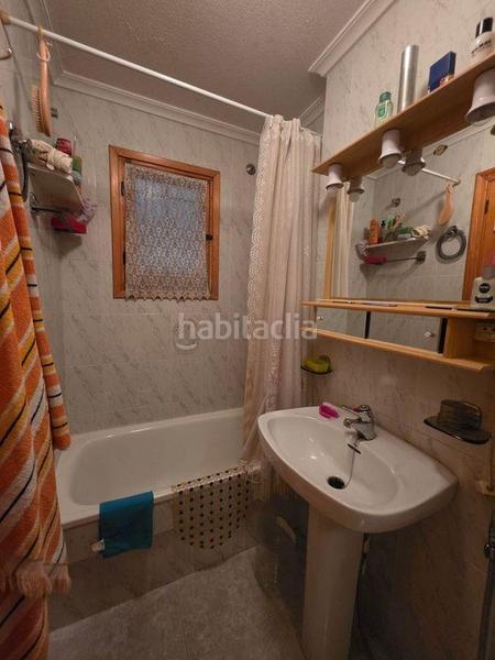Foto b0180ee7-172d-4de8-9157-c719e2571c6b. Estudio amplio estudio con piscina a 500m de la playa en Torrevieja