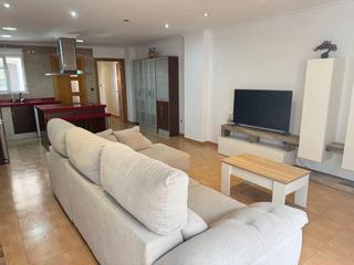 Apartament a Nueva Torrevieja. Amplio apartamento seminuevo en torrevieja, ideal para el vivir