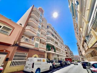 Apartamento en Avenida Habaneras - Curva de Palangre. Amplio apartamento de 3 habitaciones a 500m de la playa