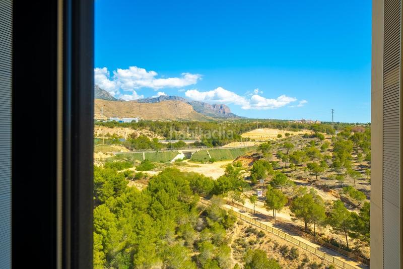 Foto 0e513060-249c-448c-9895-49bbb6d7941d. Rent apartment with parking pool in Via Parque Benidorm