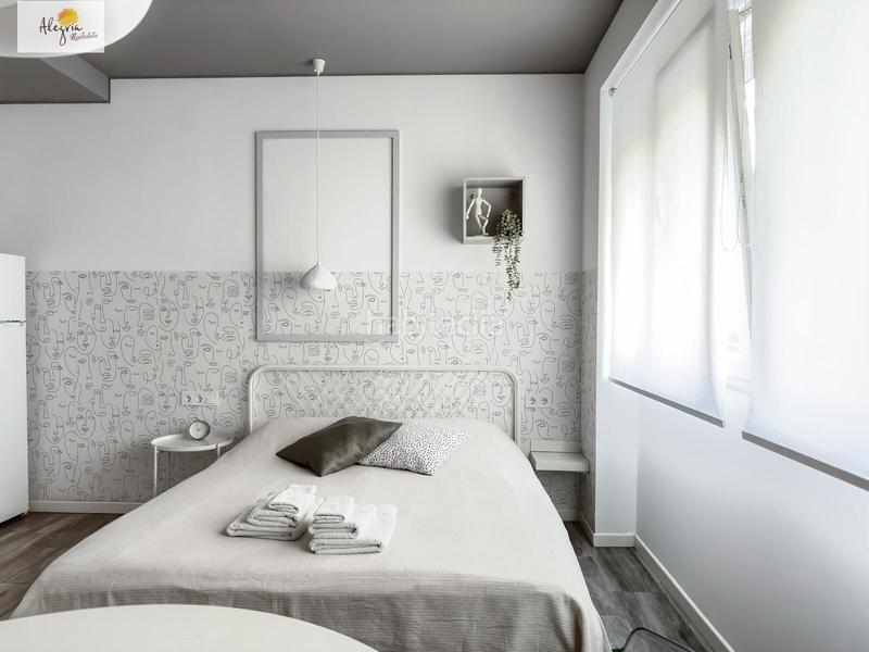 Foto 5cad3b4d-1a80-4207-90c2-ce09f9a70ae1. Estudio venta de apartamentos turisticos en Les Tendetes - Avenida Burjassot Valencia