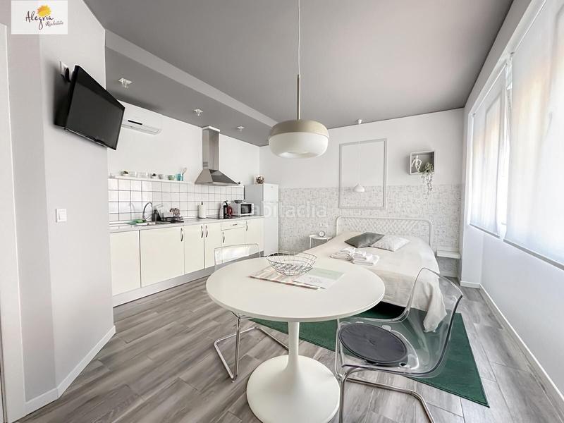 Foto 87dd02a4-f5b9-4021-a941-a859f5f7f667. Estudio venta de apartamentos turisticos en Les Tendetes - Avenida Burjassot Valencia