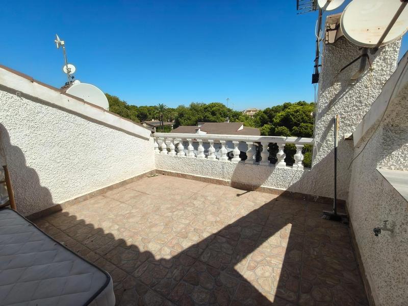 Foto 2ec068ca-1ba3-460f-b1a0-958f531abfd3. Dreistöckige wohnung mit pool in Los Balcones-Los Altos Torrevieja