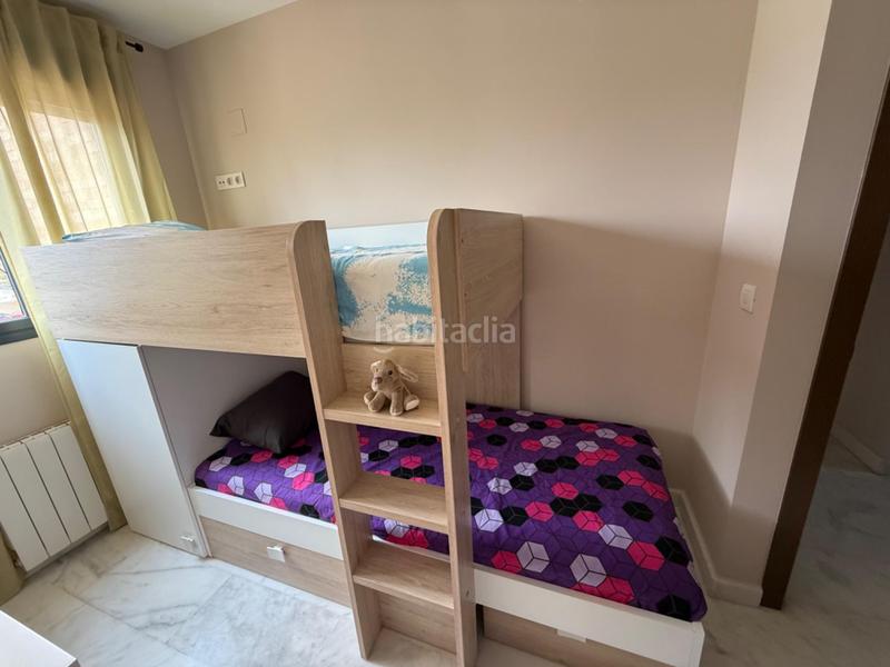 Foto 14104dbf-6fe0-4330-8e4d-3a0c00e40d15. Lloguer apartament amb aparcament piscina a Goteta Alicante