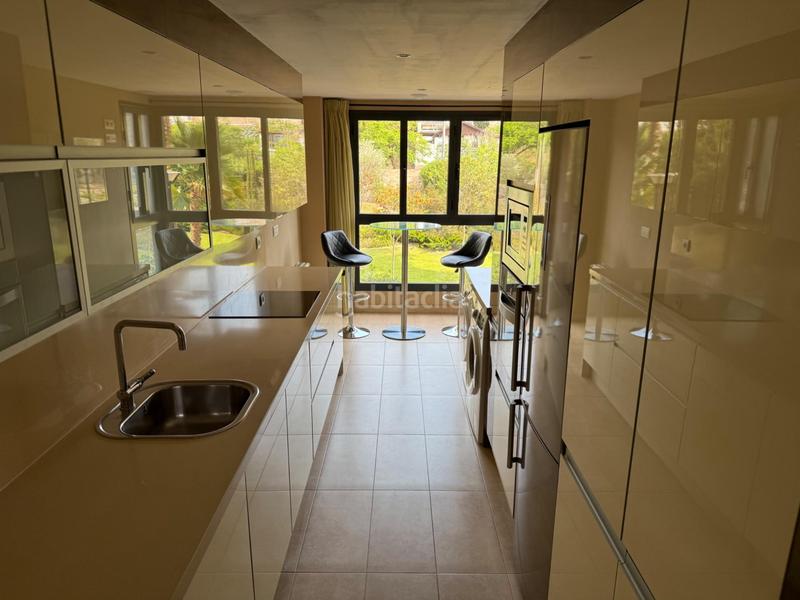 Foto 43b41f2b-25ee-4ce8-b9a5-c74ce1f41c8e. Location appartement avec parking piscine dans Goteta Alicante