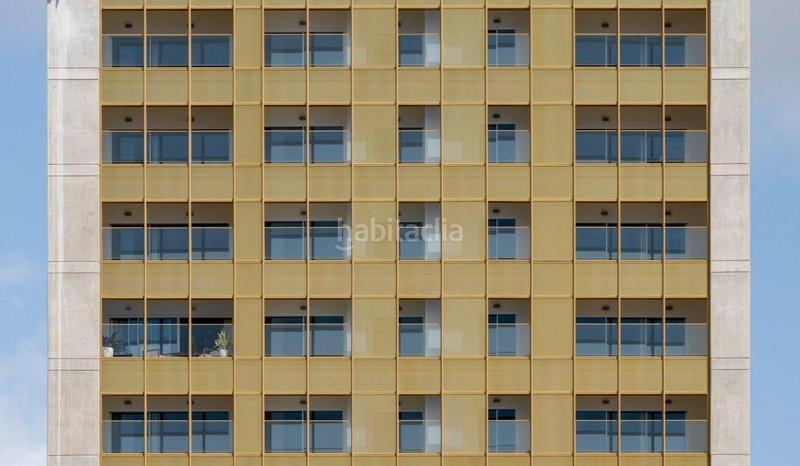 Foto 479b83b8-3dca-4709-9074-c41bfee5fbb1. Lloguer apartament amb aparcament piscina a Playa Poniente Benidorm