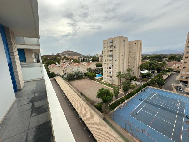 Foto e664bc0c-70e0-4d3d-8217-f08d952bc27e. Alquiler apartamento exclusivo apartamento en playa de san juan, en Alicante