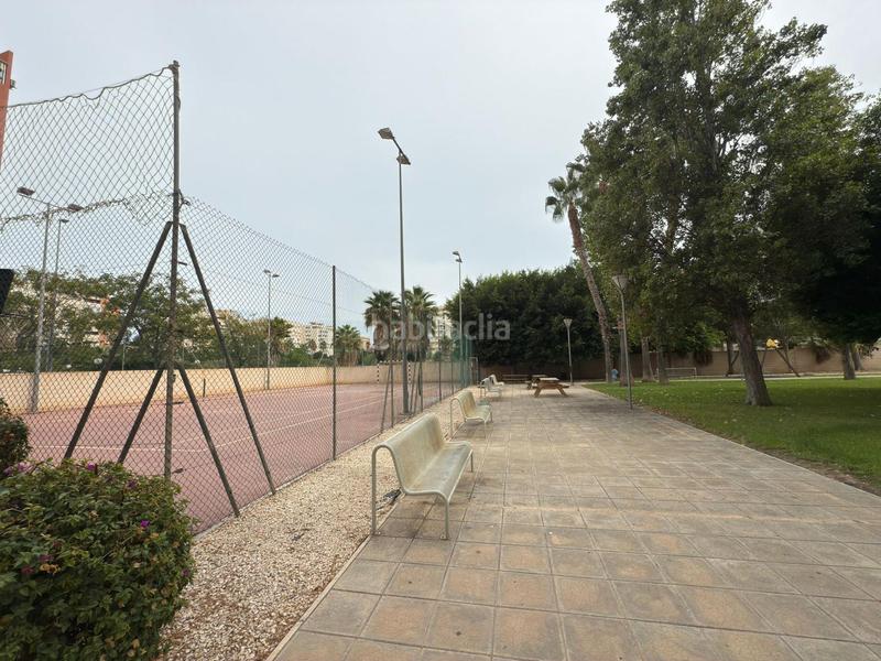 Foto 6c285183-110a-4618-a388-f27dd2f7a1ac. Rent apartment with parking pool in Albufereta Alicante