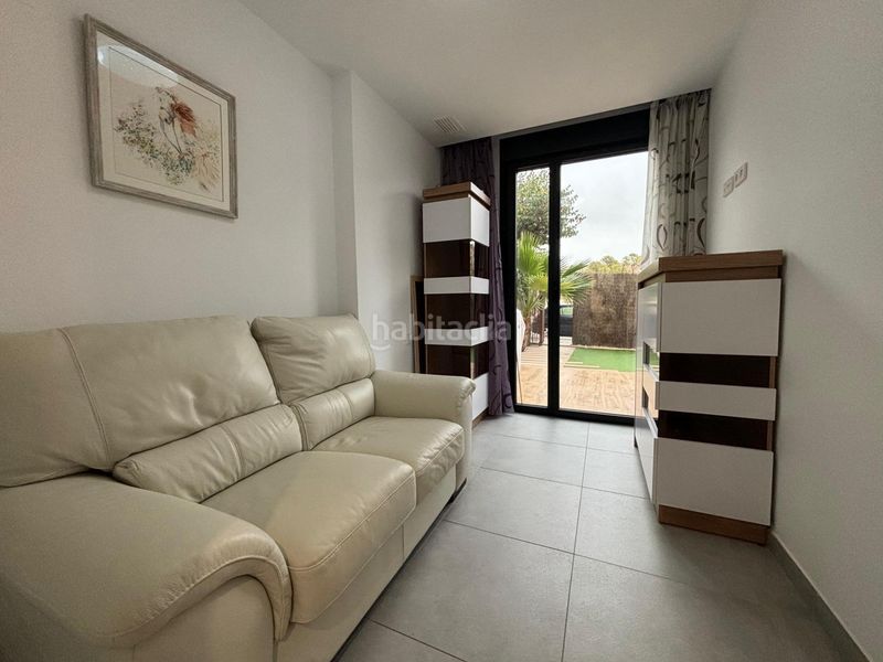 Foto 186344fd-43c3-418e-8fe4-07d1ba71ccb4. Alquiler casa en calle edeta 3 se alquila duplex para larga temporada en Vila Joiosa (la)