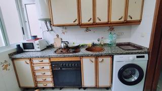 Lloguer Apartament  Avenida pintor gaston castello. Se alquila piso de 4 habitaciones en barrio virgen del remedio,