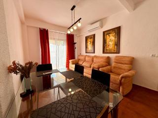 Apartament  Calle almoradi. Piso con 3 dormitorios, amueblado, luminoso en alicante, zona lo