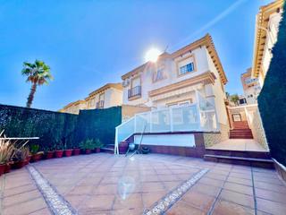 Maison jumelée à Miramar - Torre del Moro. Impecable pareado con vistas de 3 habitaciones  sotano  2 parkin