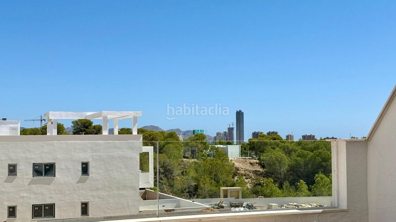 Foto d0159d52-aa59-4b25-90c7-963d06ff1195. Àtic amb aparcament piscina a balcón de Finestrat-terra marina Finestrat