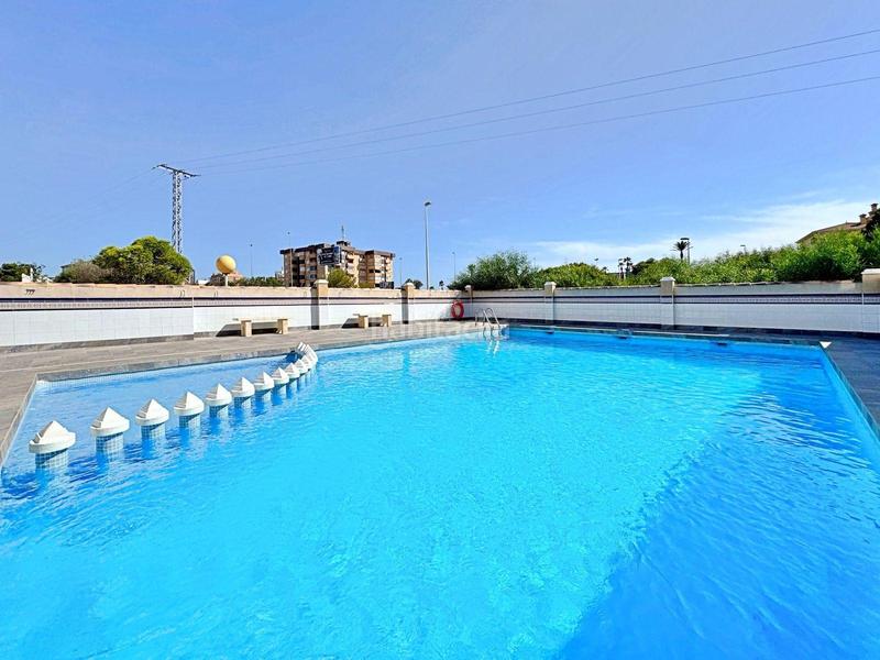 Foto 7fc769a3-a1ff-44c5-8200-4085486f90ed. Casa con piscina in La Zenia Orihuela