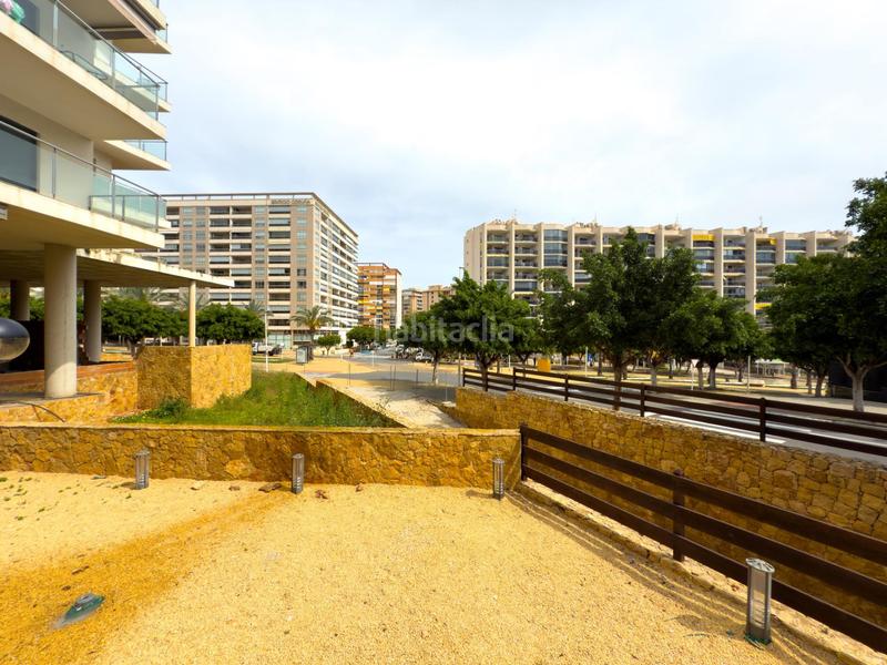 Foto ed499784-d64e-49a5-ad4f-392677c19b80. Rent apartment with parking pool in Bulevar-Puerta Mítica Vila Joiosa (la)