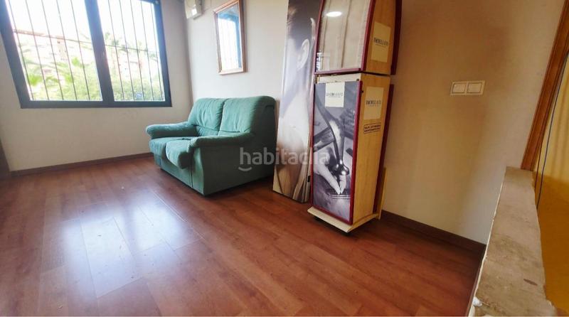 Foto f0cc5fc4-652c-4559-87c4-774659721c5b. Alquiler local comercial estupendo local en gran zona comercial junto a miriam blasco en Alicante