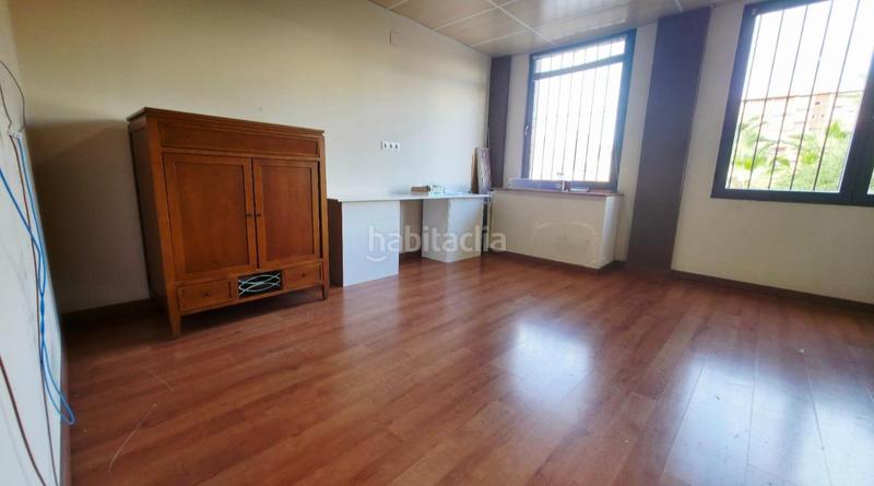 Foto bb4799ae-d3c4-4085-89bc-0e08e96b33ac. Lloguer local comercial a Albufereta Alicante