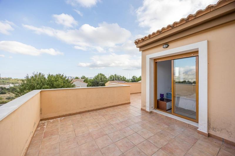 Foto 5e4185a5-b33f-454e-b58f-4ff5318531a2. Xalet amb aparcament piscina a Polop